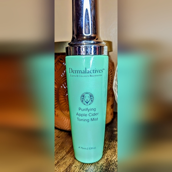 DERMALACTIVES Apple Cider Toning Spray - Picture 7 of 16